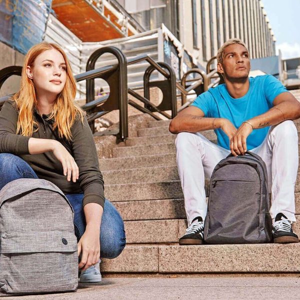 Utilice textiles publicitarios para hacer crecer su marca